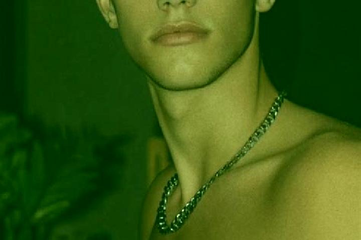 Avery, 29, a brunette grey-eyed european companion based in Rosyth. Offering Massage, Girlfriend Experience, Dinner Date, Overnight. Available for incall and...