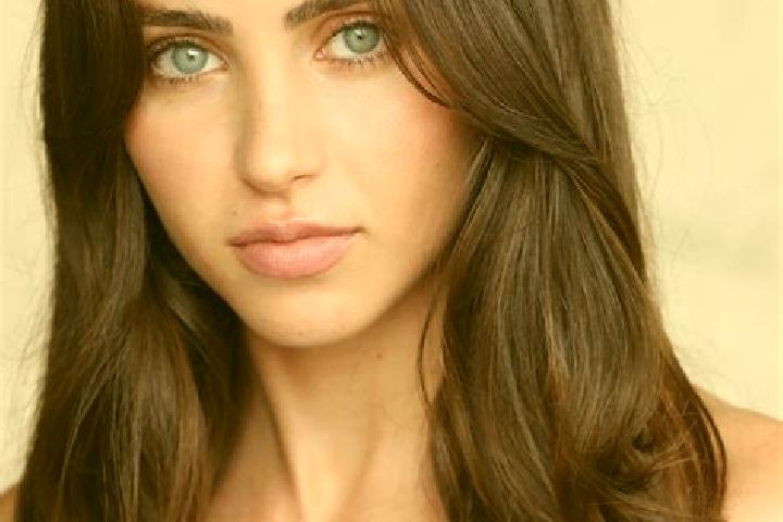 Avery, 29, a brunette hazel-eyed caribbean companion based in Descartes. Offering Erotic Massage, BDSM, Domination, Tantra. Available for incall and outcall,...