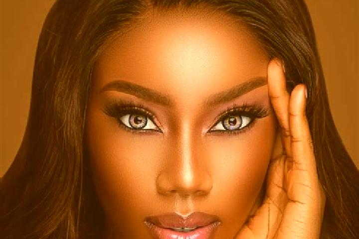 Avery, 29, a chestnut blue-eyed ebony companion based in Machhlishahr. Offering Overnight, CIM, A-Level, 69. Available for incall and outcall, overnight book...