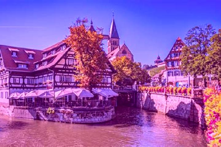 Avery, 29 — Escort in Badem, Germany