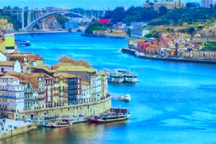 Avery, 29 — Escort in Foz do Douro, Portugal