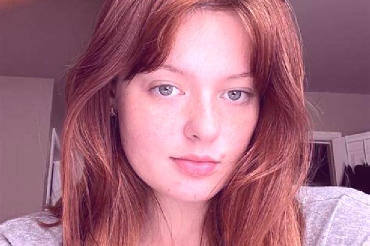 Avery, 30, a red green-eyed slavic companion based in Sint-Stevens-Woluwe. Offering Dinner Date, Erotic Massage, GFE. Available for incall and outcall, day a...