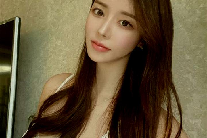 Avery, 30 — Escort in Alamaiti, China