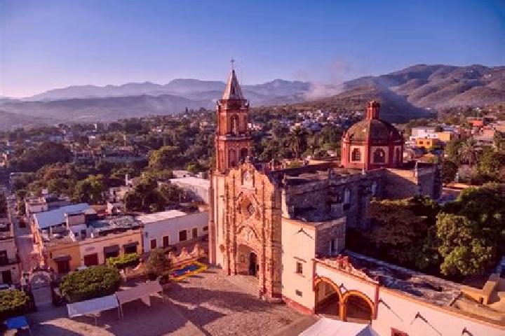 Avery, 30 — Escort in Santa Rosa Jauregui, Mexico