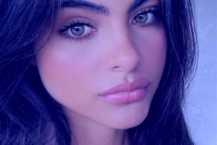 Avery, 31, a brunette hazel-eyed middle eastern companion based in Piane d Archi-Quadroni. Offering Domination, Dinner Date, 69, Fetish. Available for incall...