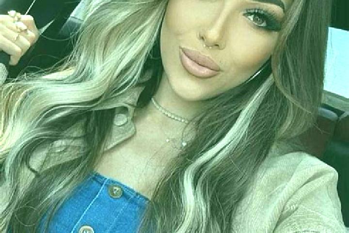 Avery, 31, a dark blonde brown-eyed mediterranean companion based in Parada de Arriba. Offering Couples, 69, Fetish. Available for incall and outcall, day an...