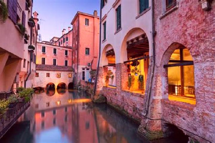 Avery, 31 — Escort in Oderzo, Italy