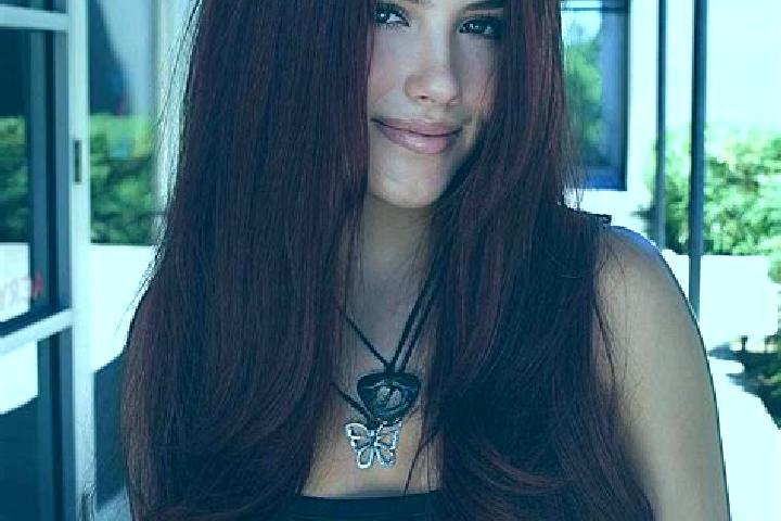Avery, 32, a auburn dark-eyed caucasian companion based in Bundorf. Offering A-Level, OWO, Couples, Roleplay. Available for incall and outcall, day and eveni...