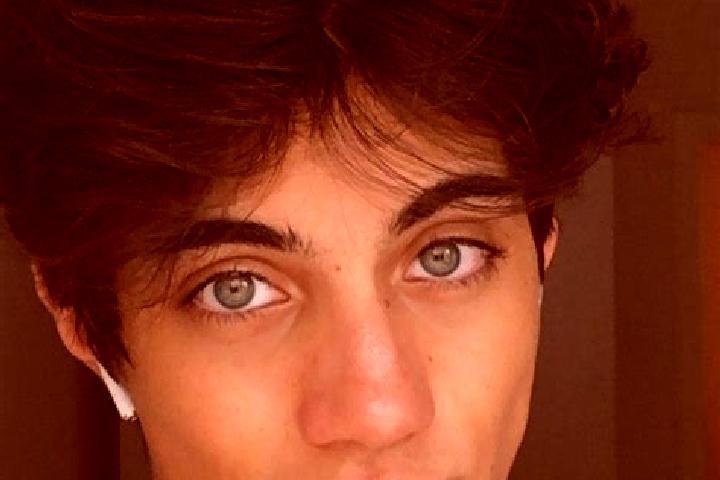 Avery, 32, a chestnut green-eyed caucasian companion based in Mambrilla de Castrejon. Offering CIM, Deep French Kissing, BDSM. Available for incall and outca...