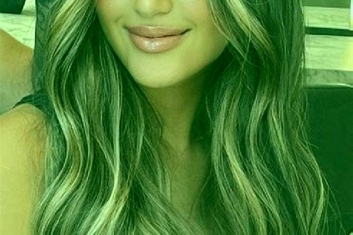 Avery, 32, a dark blonde brown-eyed indian companion based in Aigen im Muehlkreis. Offering BDSM, Dinner Date, Couples, Deep French Kissing. Available for in...