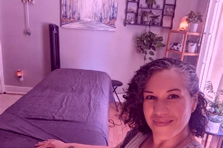 Avery, 32, a dark blonde dark-eyed mixed companion based in Arboletes. Offering Overnight, A-Level, Massage, Erotic Massage. Available for incall and outcall...