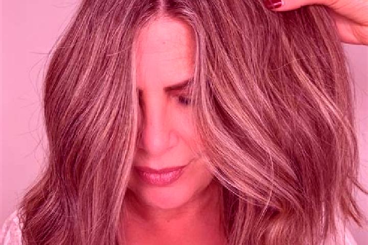 Avery, 32, a dark blonde grey-eyed mediterranean companion based in Altusried. Offering OWO, Party Girl, Duos. Available for incall and outcall, day and even...