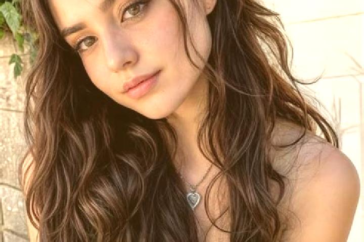 Avery, 32, a dark blonde hazel-eyed middle eastern companion based in Cumbre del Espanol. Offering A-Level, Dinner Date, OWO, Overnight. Available for incall...