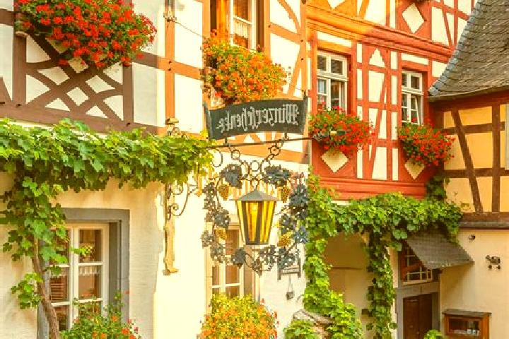 Avery, 32 — Escort in Gorsbach, Germany