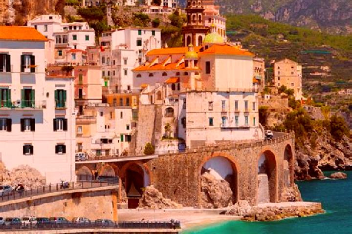 Avery, 32 — Escort in Medole, Italy