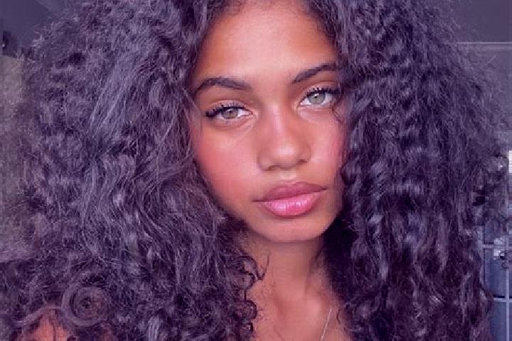 Avery, 33, a auburn blue-eyed ebony companion based in Lauraville. Offering Domination, Erotic Massage, Couples, Prostate Massage. Available for incall and o...