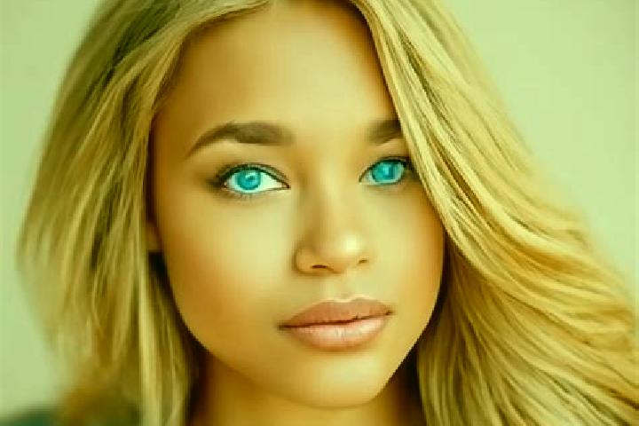 Avery, 33, a blonde blue-eyed latina companion based in Bar Harbor. Offering GFE, Duos. Available for incall and outcall, overnight bookings available.