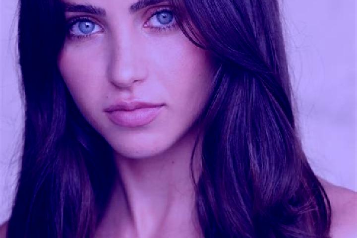 Avery, 33, a dark blonde brown-eyed latina companion based in Gruenhain. Offering Couples, Party Girl, Overnight, Travel Companion, Deep French Kissing. Avai...