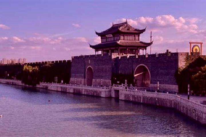 Avery, 33 — Escort in Fengmen, China