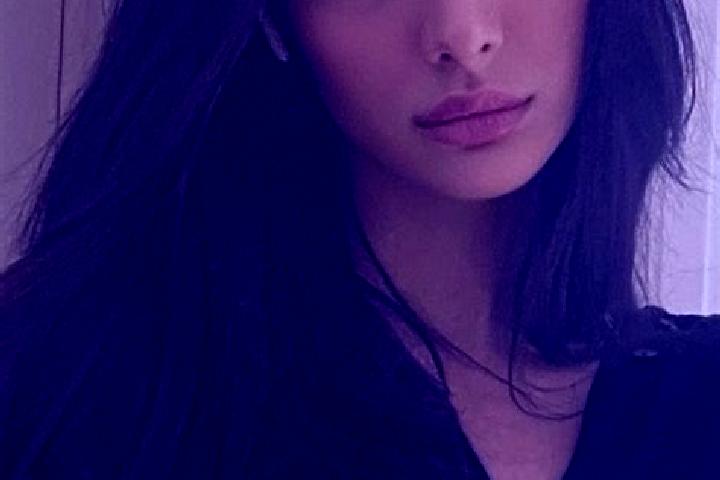 Avery, 34, a black dark-eyed middle eastern companion based in Daguan. Offering OWO, Duos. Available for incall and outcall, overnight bookings available.