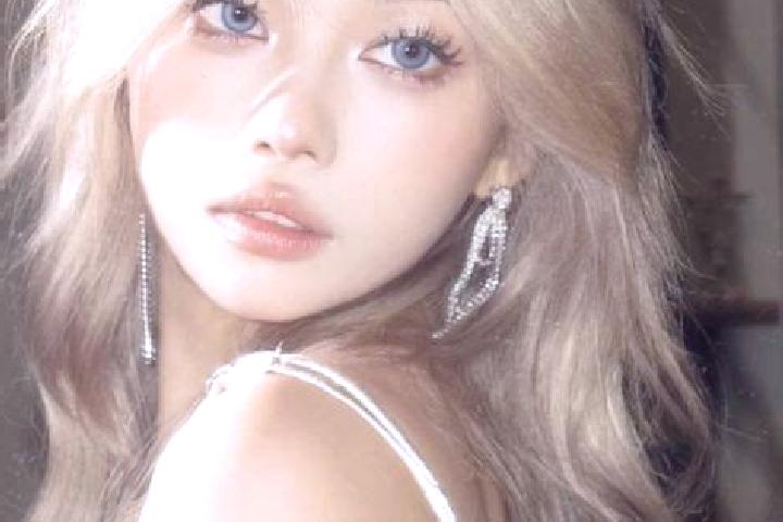 Avery, 34, a platinum blonde grey-eyed asian companion based in Chungju. Offering Party Girl, Dinner Date, Erotic Massage, Prostate Massage. Available for in...