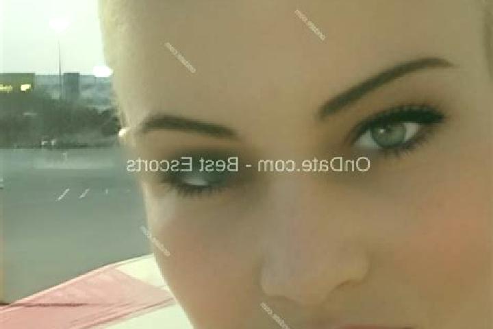 Avery, 34 — Escort in Cehalut, Romania