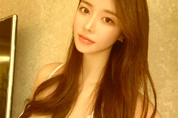 Avery, 34 — Escort in Runsong, China
