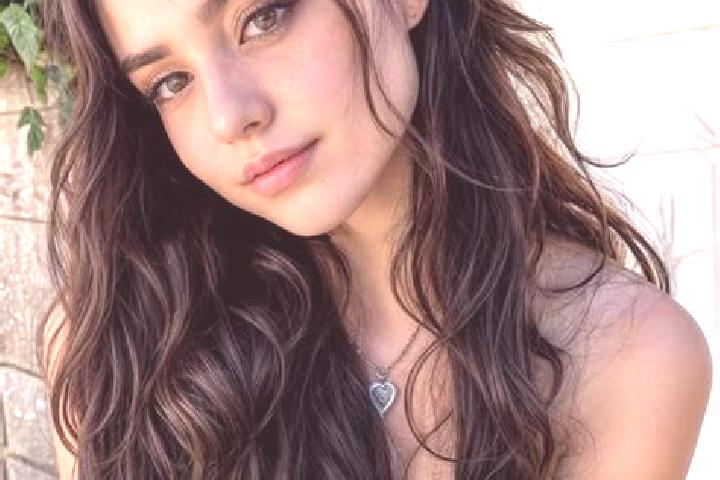 Avery, 35, a auburn hazel-eyed middle eastern companion based in GJak GJoa. Offering Duos, Tantra, Couples, Deep French Kissing. Available for incall and out...