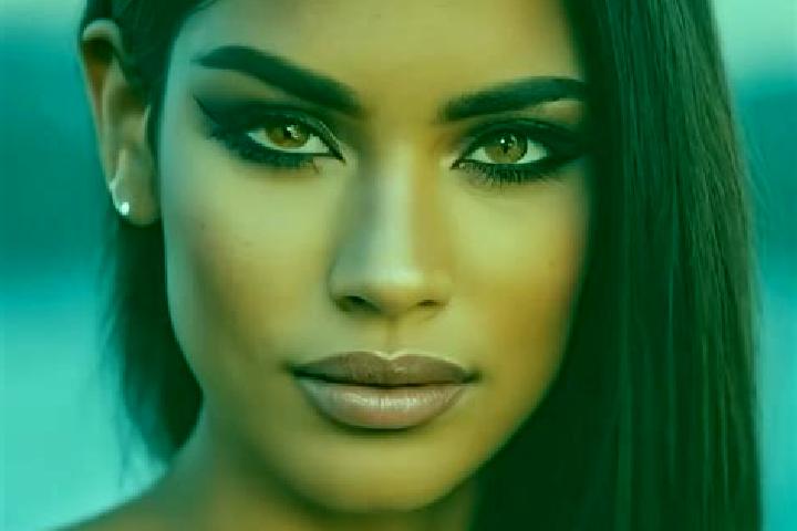 Avery, 35, a black dark-eyed latina companion based in Dilnyche. Offering Travel Companion, Party Girl, Overnight. Available for incall and outcall, overnigh...