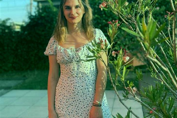 Avery, 35 — Escort in Bevenais, France