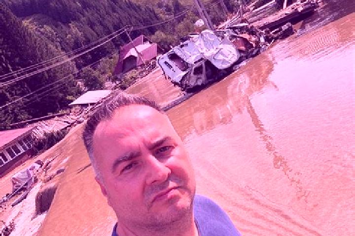 Avery, 35 — Escort in Poiana Teiului, Romania