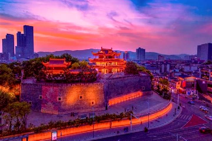 Avery, 35 — Escort in Tianxin, China