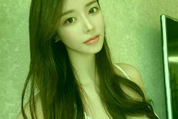 Avery, 35 — Escort in Xiabaoping, China