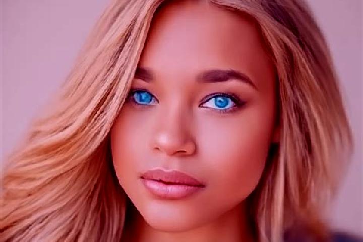 Avery, 36, a blonde blue-eyed latina companion based in Staraya Derevnya. Offering 69, Massage, Girlfriend Experience, Erotic Massage, Tantra. Available for ...