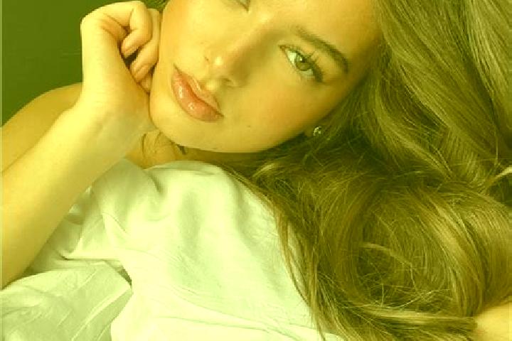 Avery, 36, a brunette hazel-eyed latina companion based in Lavras da Mangabeira. Offering Roleplay, Tantra, Striptease, CIM. Available for incall and outcall...