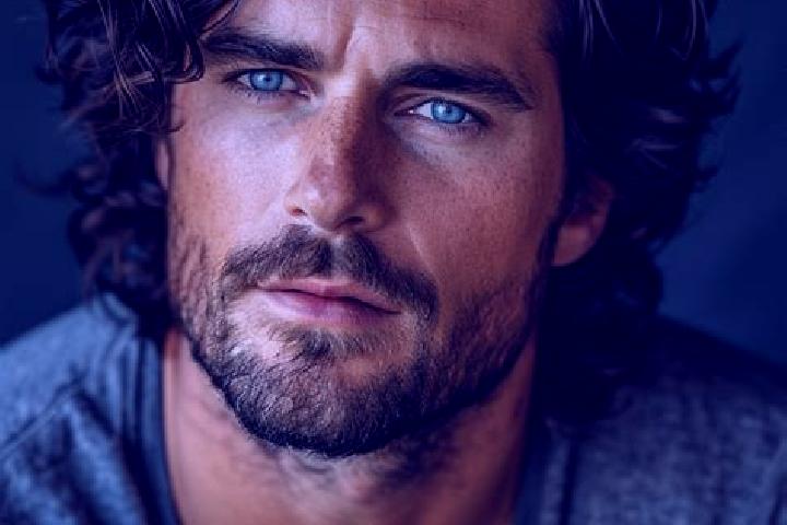 Avery, 36, a chestnut grey-eyed european companion based in Griegos. Offering Travel Companion, OWO, Fetish, Overnight, CIM. Available for incall and outcall...