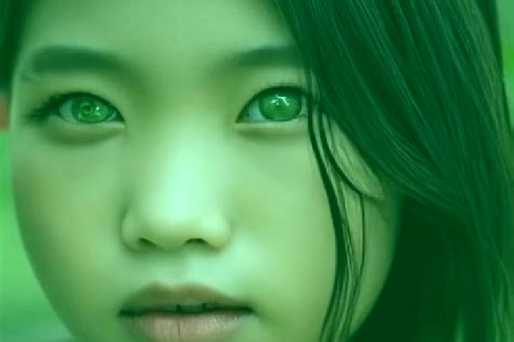 Avery, 36, a red green-eyed asian companion based in Hasimara. Offering Duos, Fetish, Domination, Party Girl. Available for incall and outcall, day and eveni...