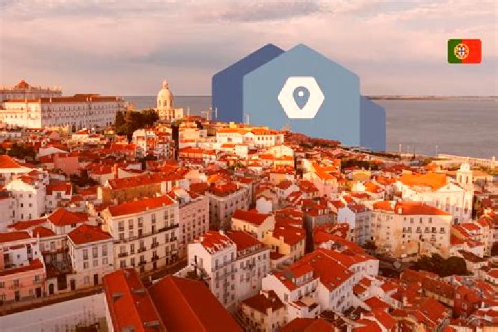 Avery, 36 — Escort in Galegos, Portugal