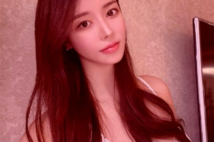 Avery, 36 — Escort in Holt, China