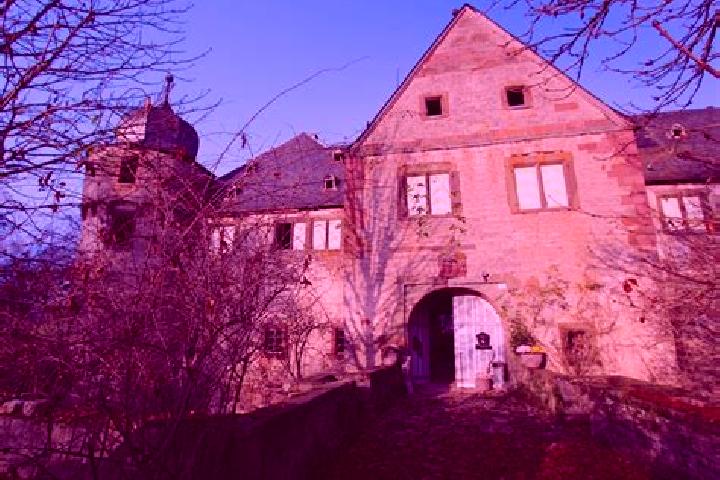 Avery, 36 — Escort in Karsbach, Germany
