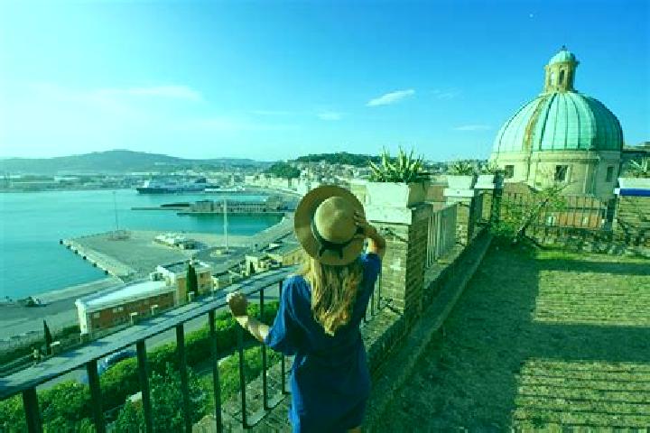 Avery, 36 — Escort in Le Grazie di Ancona, Italy