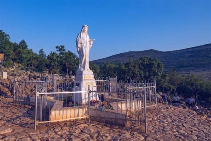 Avery, 36 — Escort in Megugorje, Bosnia and Herzegovina
