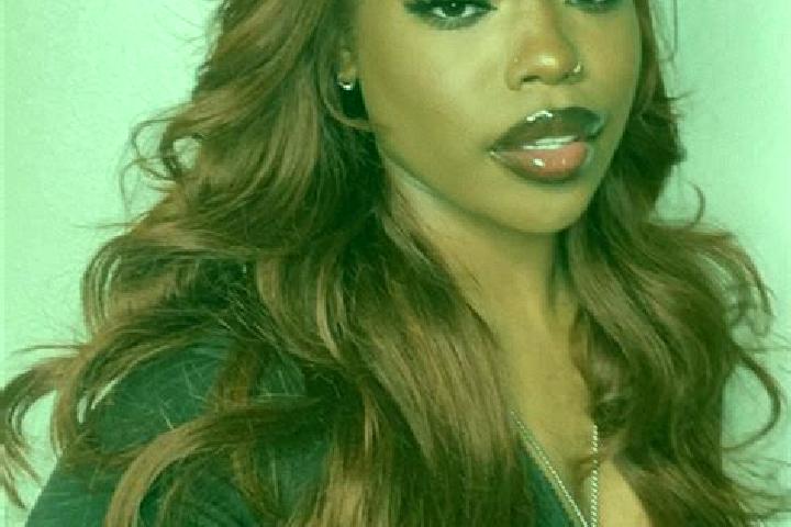 Avery, 37, a auburn amber-eyed ebony companion based in Ojika. Offering Duos, CIM. Available for incall and outcall, day and evening dates.