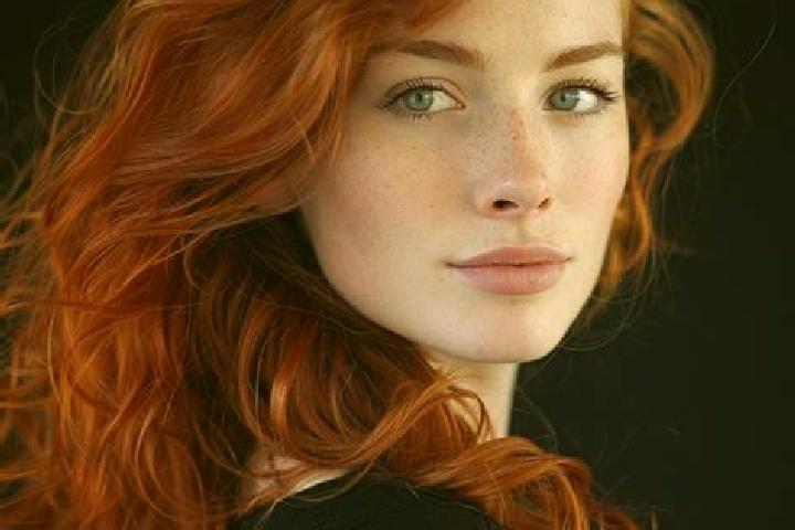 Avery, 37, a auburn green-eyed slavic companion based in Bechy. Offering Party Girl, Deep French Kissing, CIM, Girlfriend Experience, Striptease. Available f...