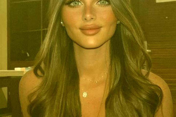Avery, 37, a brunette dark-eyed mixed companion based in Santo Domingo de Onzole. Offering Party Girl, Deep French Kissing, Erotic Massage, Massage, Prostate...