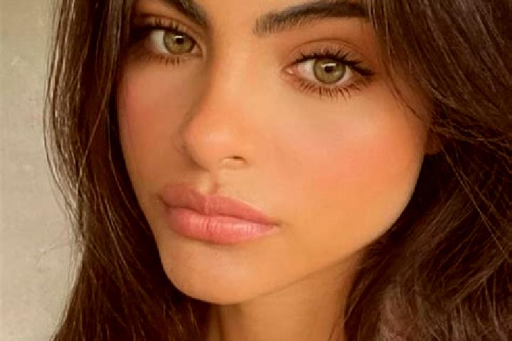 Avery, 37, a brunette green-eyed european companion based in Payocpoc Sur. Offering Massage, Duos, Overnight. Available for incall and outcall, overnight boo...