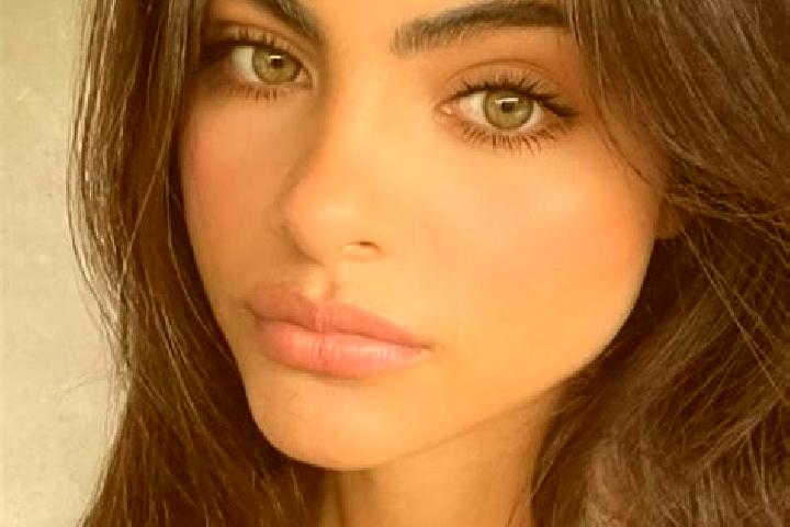 Avery, 37, a brunette green-eyed middle eastern companion based in Gharyan. Offering 69, Erotic Massage, OWO. Available for incall and outcall, overnight boo...