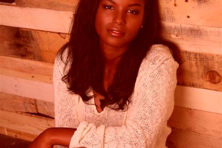 Avery, 37, a chestnut dark-eyed ebony companion based in Polerady. Offering Girlfriend Experience, Roleplay, A-Level, Party Girl. Available for incall and ou...