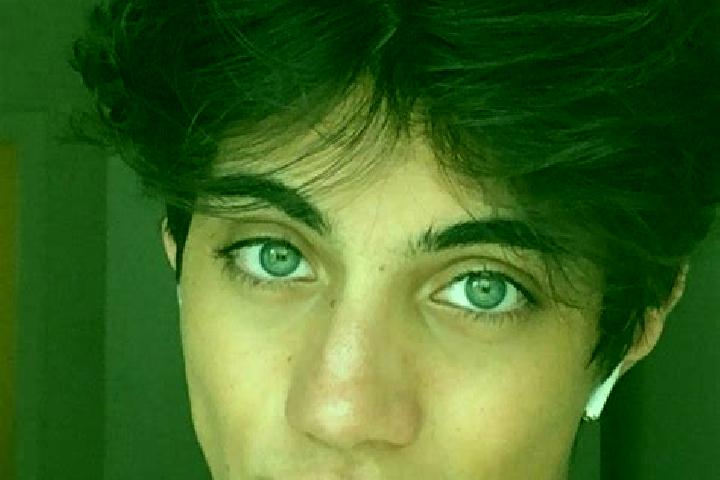 Avery, 37, a chestnut green-eyed caucasian companion based in Stoke. Offering OWO, Overnight, Domination, Deep French Kissing, Tantra. Available for incall a...