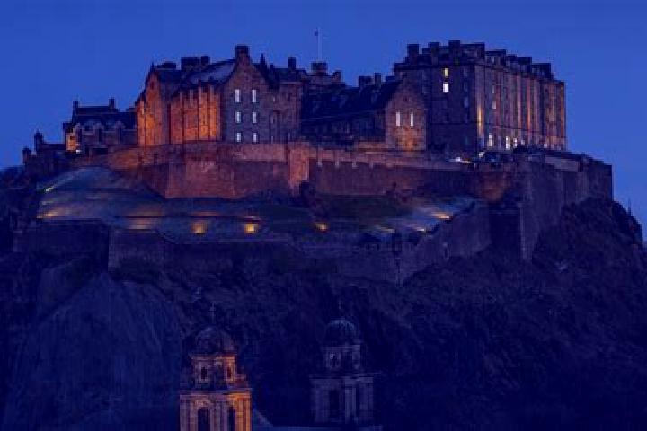 Avery, 37 — Escort in Edinburgh, United States